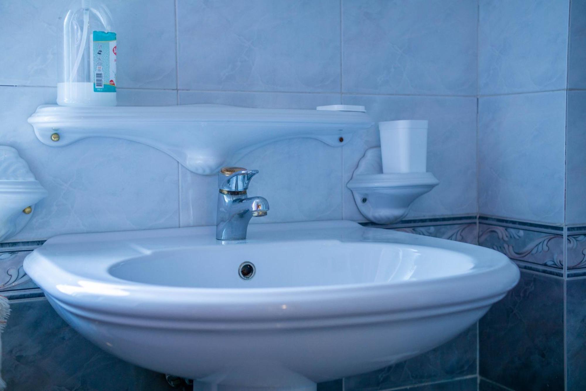 Bllok Bright Private Bedrooms With Private Bathroom On Shared Apartment Тирана Екстериор снимка