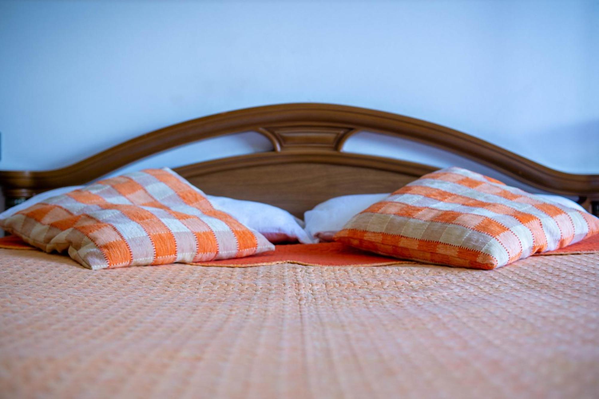 Bllok Bright Private Bedrooms With Private Bathroom On Shared Apartment Тирана Екстериор снимка