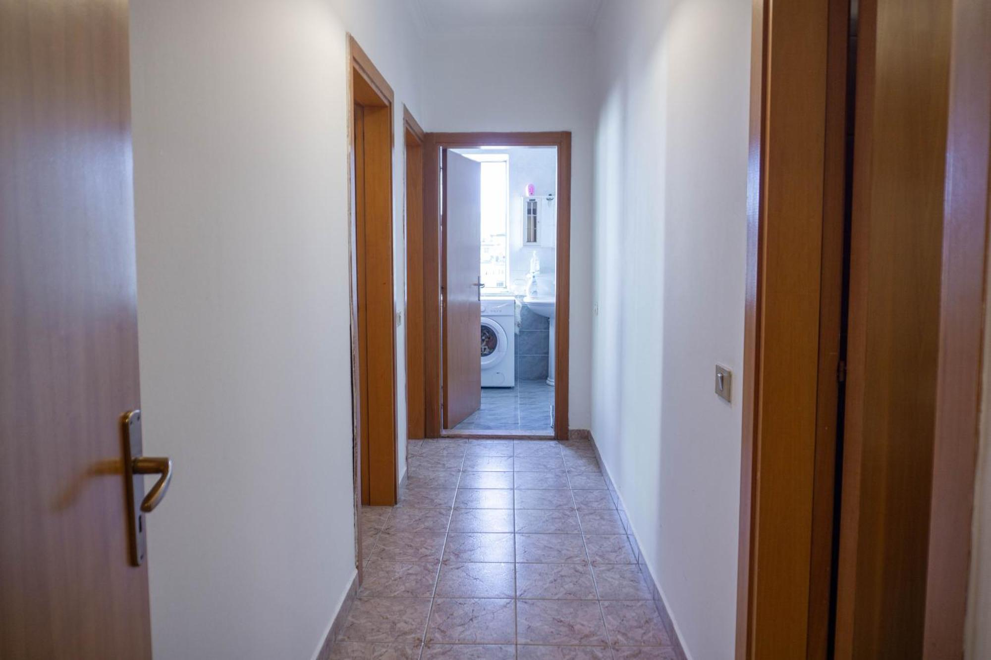 Bllok Bright Private Bedrooms With Private Bathroom On Shared Apartment Тирана Екстериор снимка