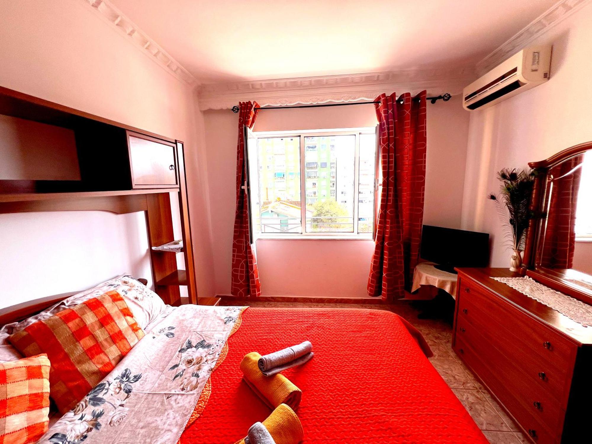 Bllok Bright Private Bedrooms With Private Bathroom On Shared Apartment Тирана Екстериор снимка